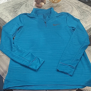 NIKE NWOT DRI FIT TECHNICAL LONG SLEEVE QUARTER ZIP SHIRT S